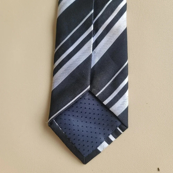 Adolfo Tie Mens Black White Striped 100% Silk Classic 3" - Picture 4 of 7